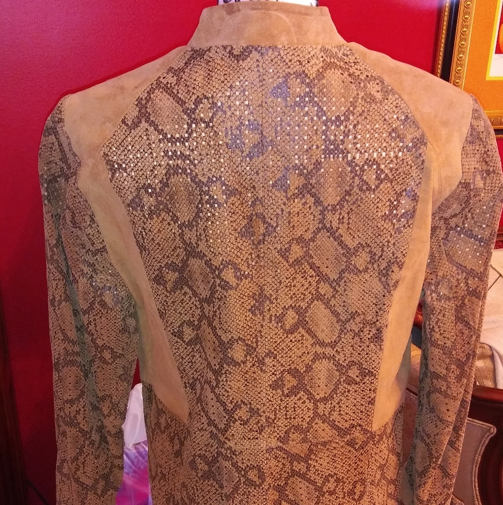 Jacket - Picture 2 of 2